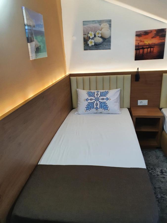 Stay Inn Rediu Valea Lupului  Ngoại thất bức ảnh