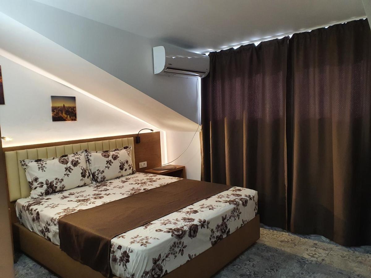 Stay Inn Rediu Valea Lupului  Ngoại thất bức ảnh