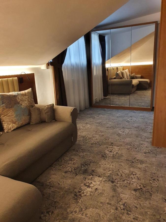 Stay Inn Rediu Valea Lupului  Ngoại thất bức ảnh