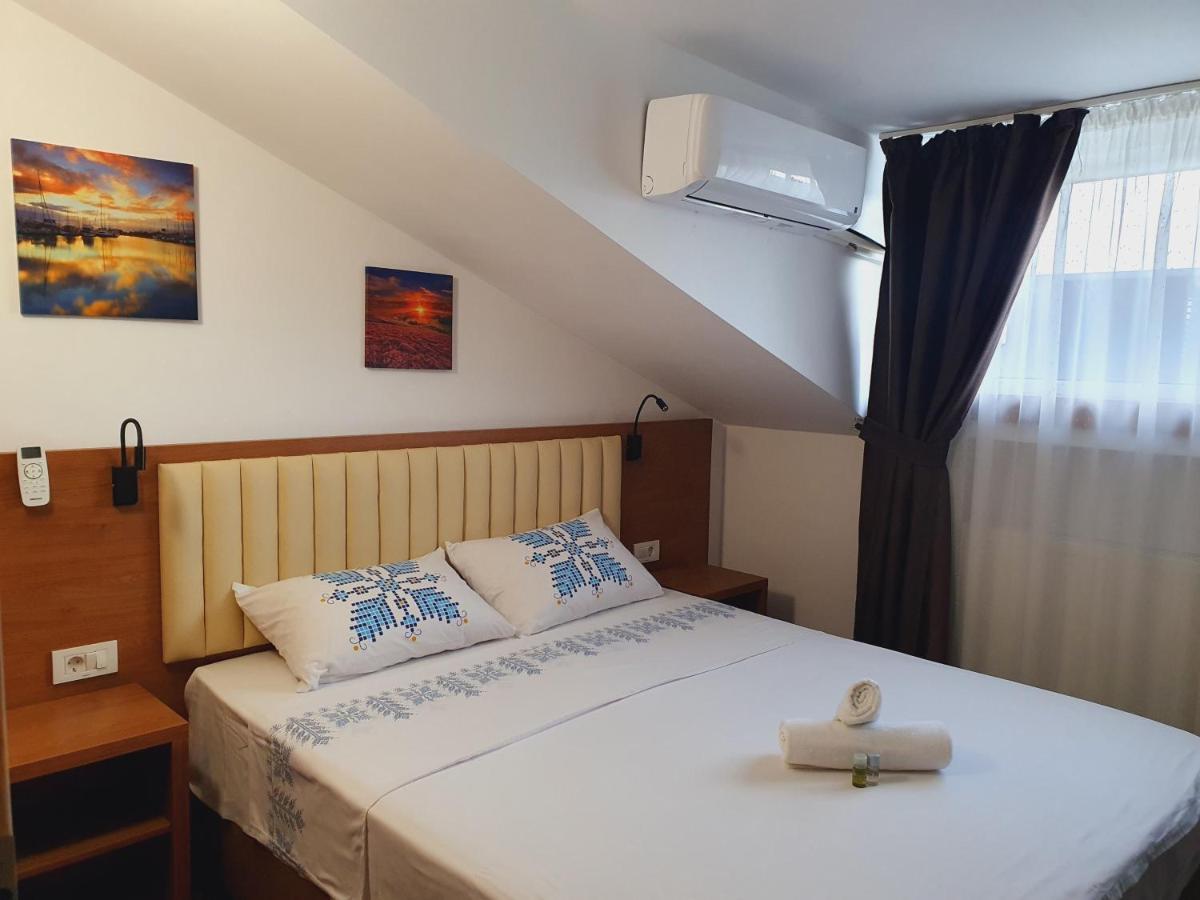 Stay Inn Rediu Valea Lupului  Ngoại thất bức ảnh